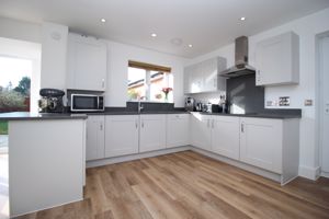 Kitchen- click for photo gallery